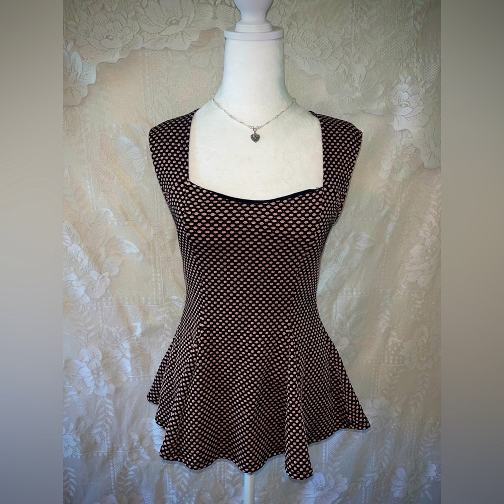 Forever 21 pink and black vintage vibe dress shirt